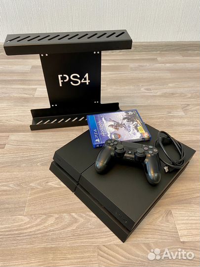 Игровая приставка ps4