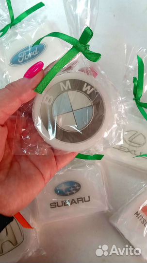 Мыло (логотип марки машин)