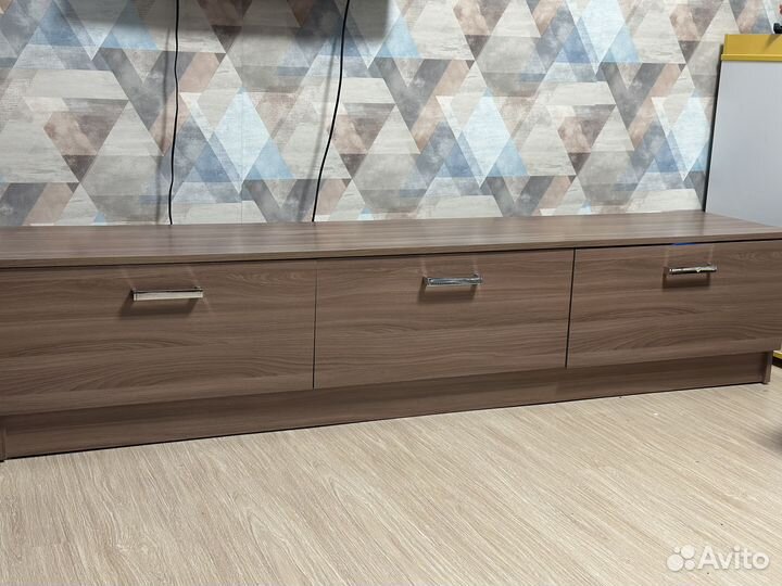 Тумба под тв