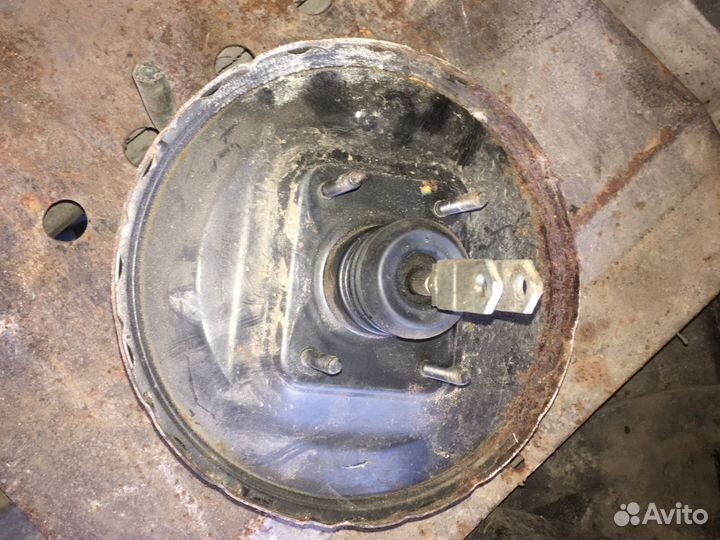 Вакумный Уселитель тормозов Nissan Maxima J30