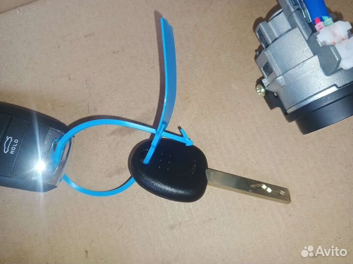 Замок зажигания Kia Rio