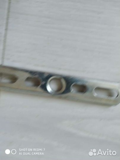 Вешалка для люстры, бра