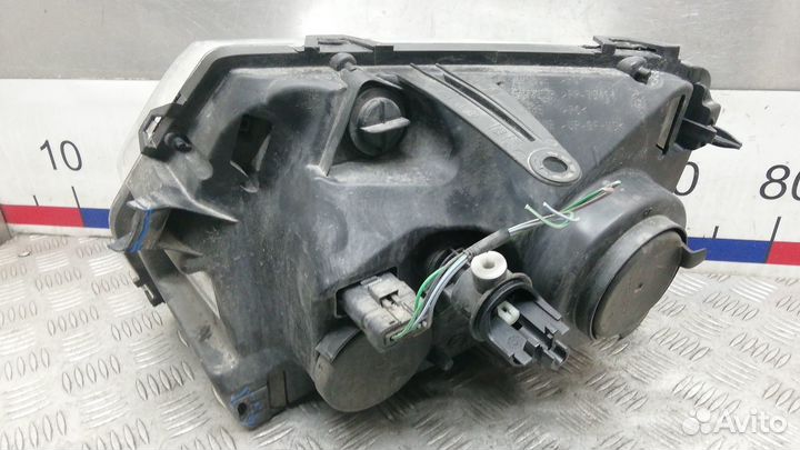 Фара правая dacia duster 1 2011