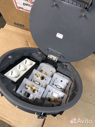 Напольный модуль для розеток