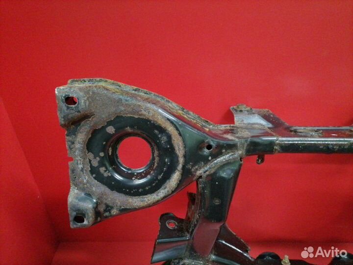 Подрамник задний Nissan Pathfinder R51 YD25ddti