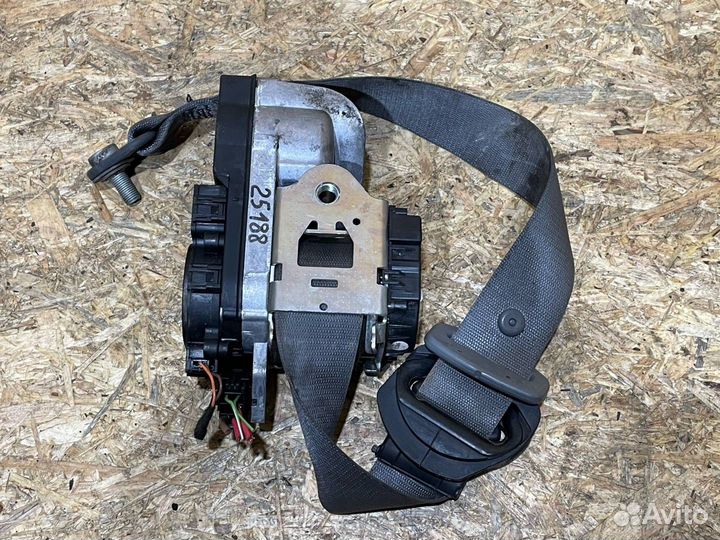 Ремень безопасности передний нижний Mercedes-Benz