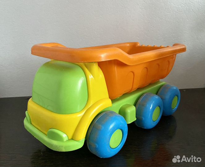 Автомобиль-самосвал «Универсал» игрушечный