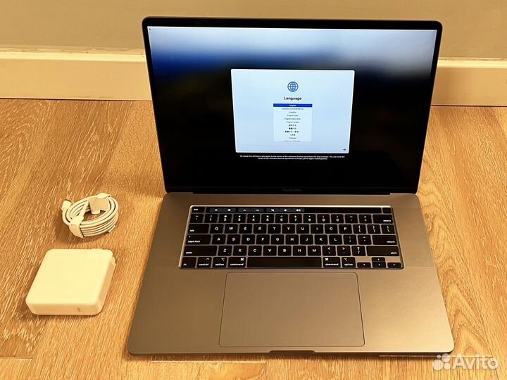 Apple MacBook Pro 16 (2019) i7 / 16 / 512 / 5300M