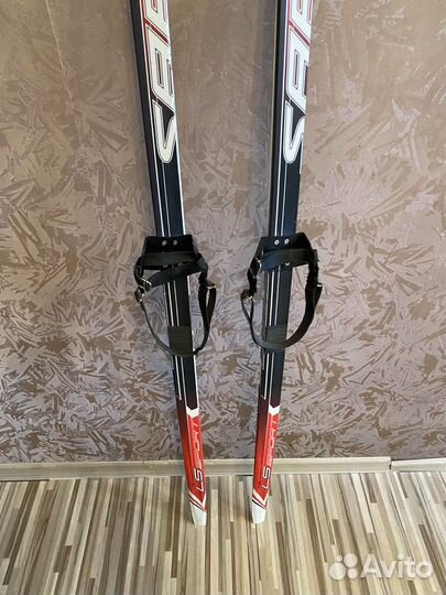 Беговые лыжи