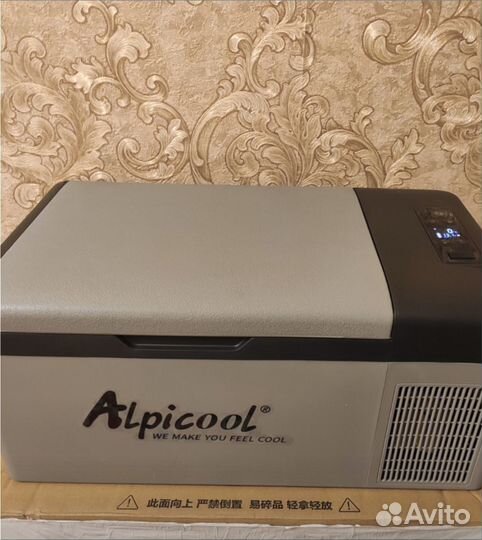 Автохолодильник 24