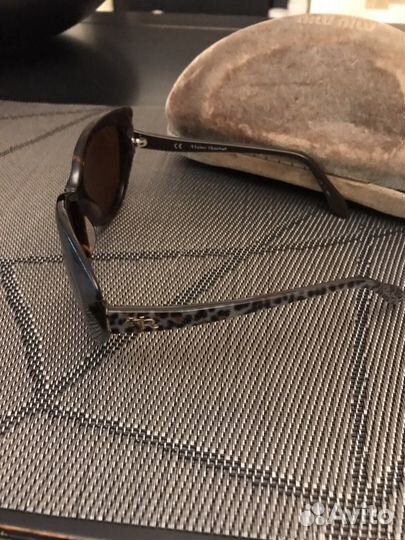 Солнцезащитные очки