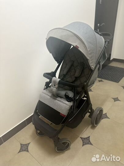 Прогулочная коляска Carello Bravo