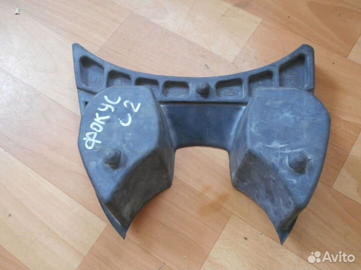 Подстаканник Ford Focus I USA (1998 - 2005)