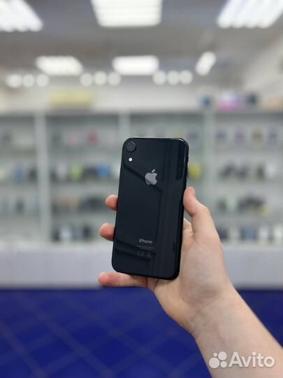 iPhone Xr, 64 ГБ