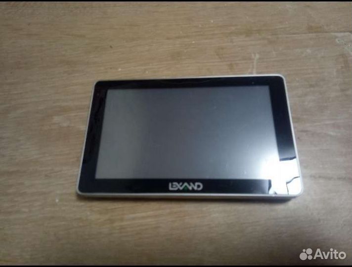 Навигатор lexand SM 527