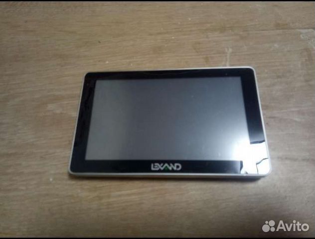 Навигатор lexand SM 527