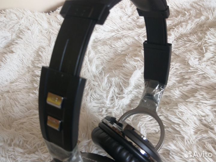 Проводные наушники panasonic