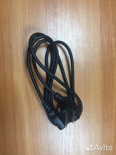 Кабель питания для компьютера