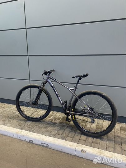 Велосипед gt