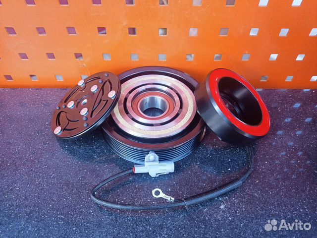 Муфта кондиционера Toyota Hilux 2.5