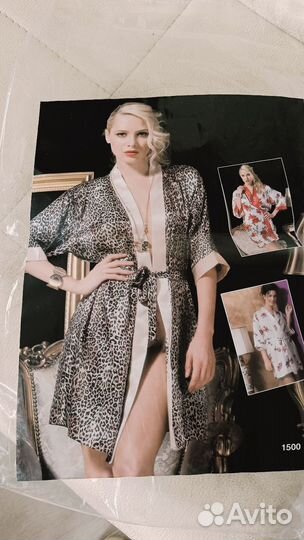 Халат женский шелковый новый