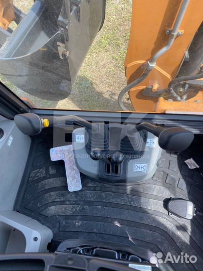 Экскаватор-погрузчик CASE 695 SV, 2023