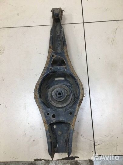 Рычаги подвески задний нижний под пружину