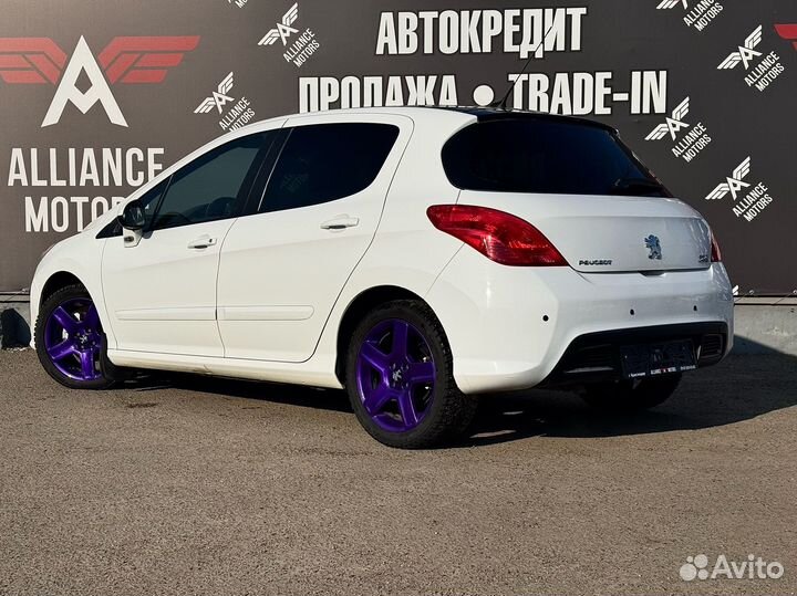 Peugeot 308 1.6 AT, 2010, 136 553 км