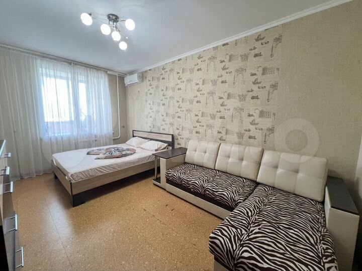 1-к. квартира, 52 м², 2/16 эт.