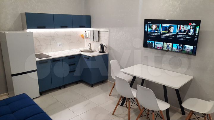 2-к. квартира, 47 м², 1/3 эт.