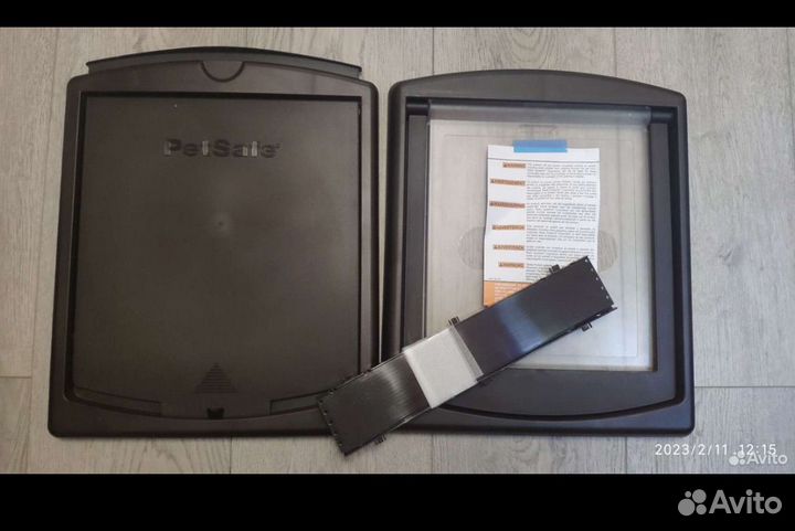 Встраиваемая дверца для собак и кошек