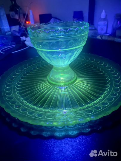 Два предмета ваза тарелка