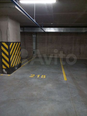 Машиноместо, 15 м²