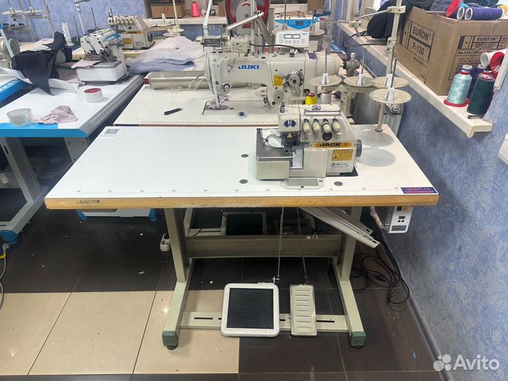 Промышленный оверлок 4 ниточный бу