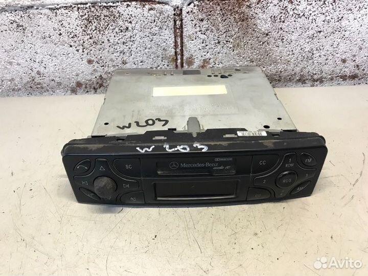 Магнитола штатная Mercedes-Benz C-Class W203 1.8