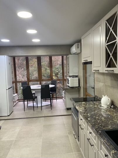 3-к. квартира, 55 м², 5/5 эт.