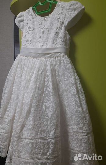 Платье на выпускной на 6-8 лет