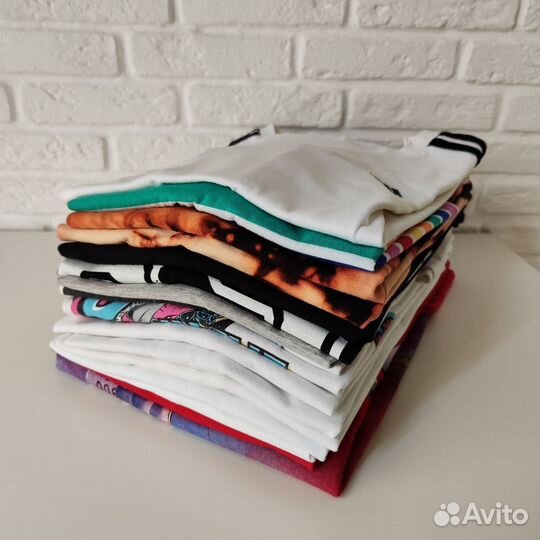 Вещи женские и унисекс пакетом