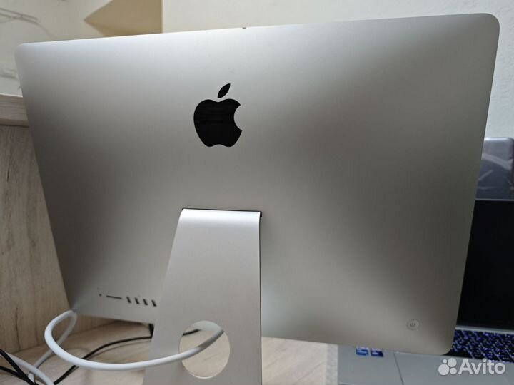 Apple iMac 21.5 4k retina 2019 8/256