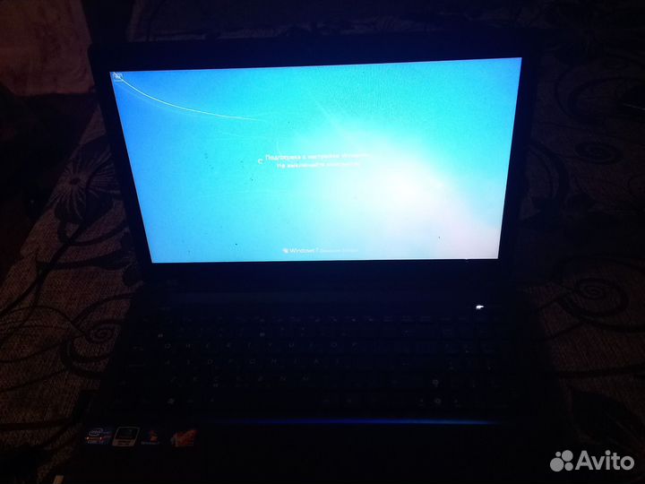 Ноутбук asus
