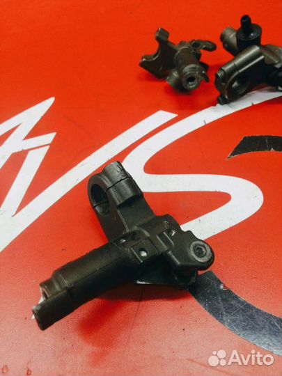 Тормозная машинка Kawasaki ZX-10R 04-05