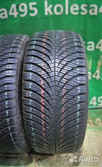 Goodyear Vector 4Seasons Gen-2 215/45 R16 90V