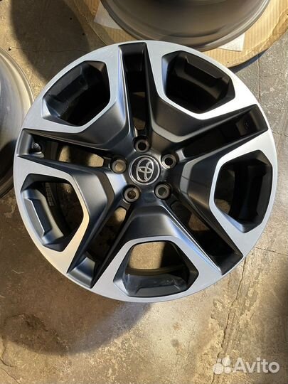 Диски Toyota Rav4 R19