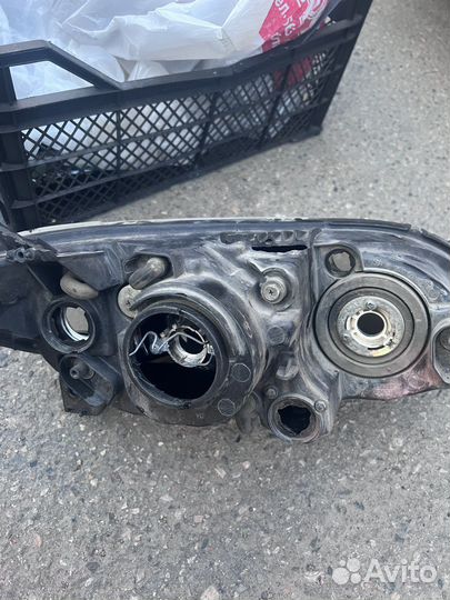 Фара передняя левая mazda 3 bk седан