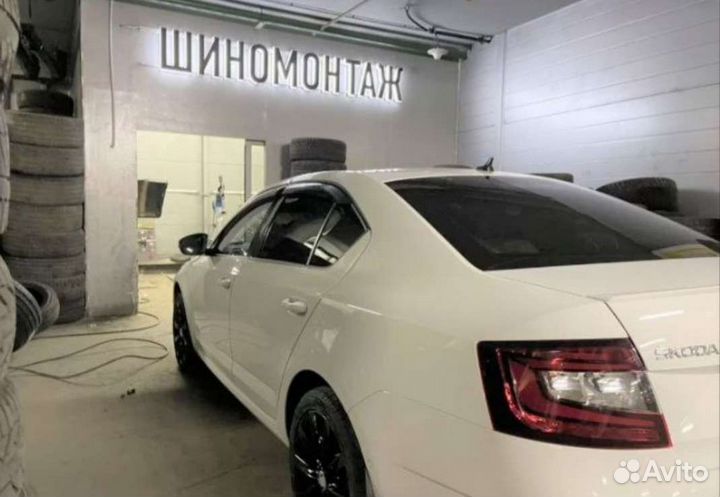 Pirelli Ice Zero FR 225/50 R17