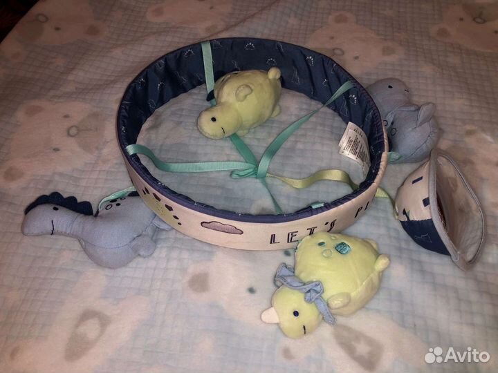 Мобиль на детскую кроватку