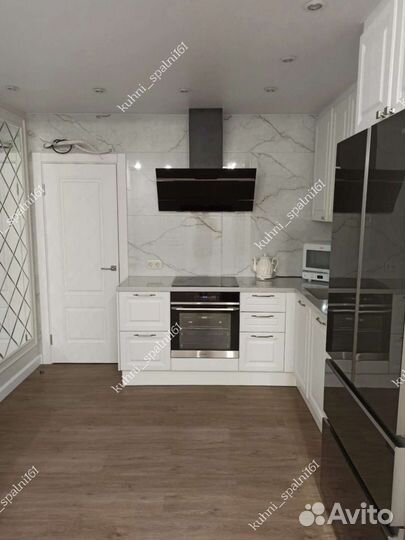 Кухня Угловая Белая Неоклассика