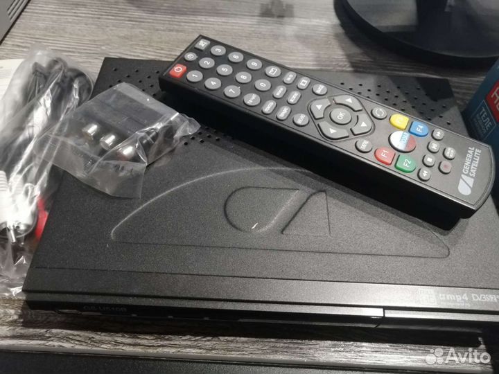 Ресивер триколор GS U510B