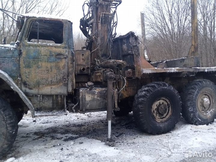 Урал 4320 с КМУ, 1984