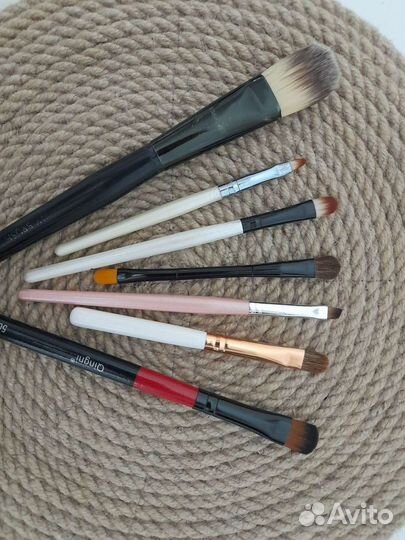 Кисти для макияжа